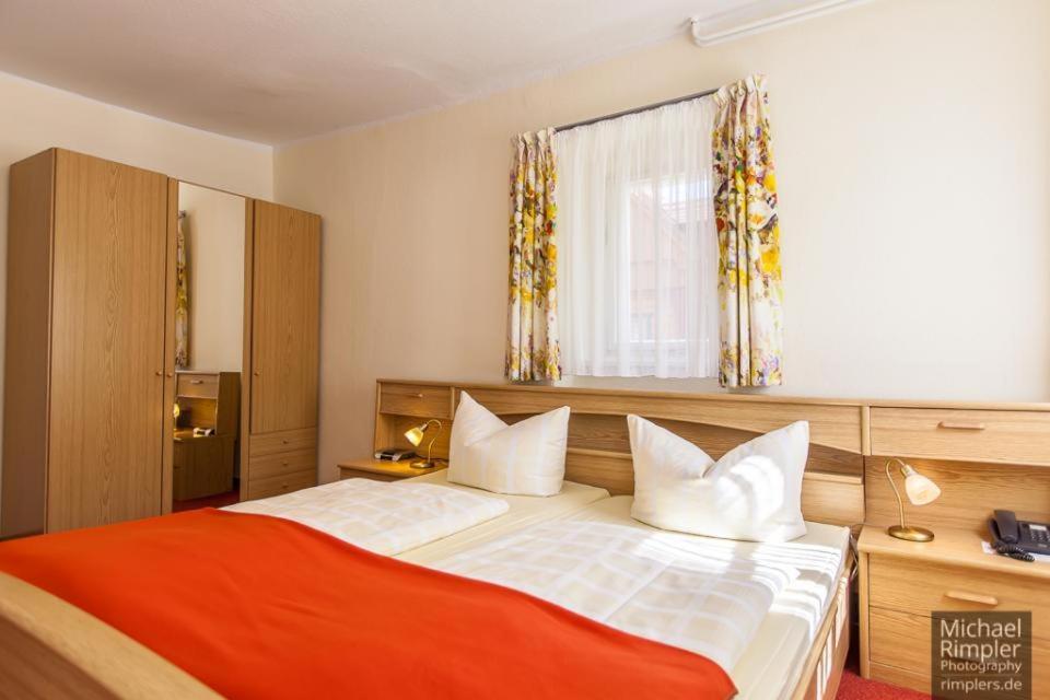 Wanderhotel Sonnebergbaude Waltersdorf  Kültér fotó