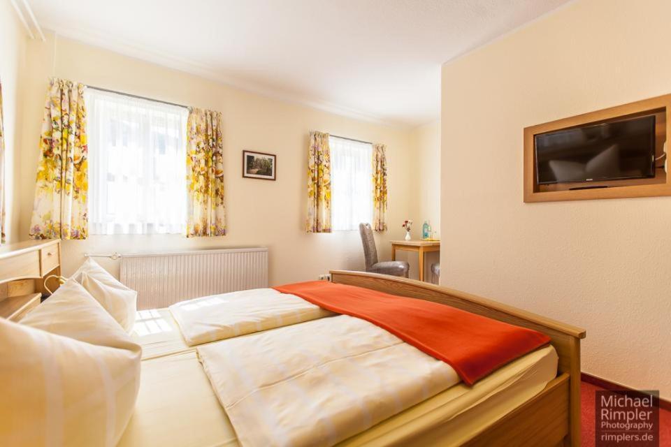 Wanderhotel Sonnebergbaude Waltersdorf  Kültér fotó