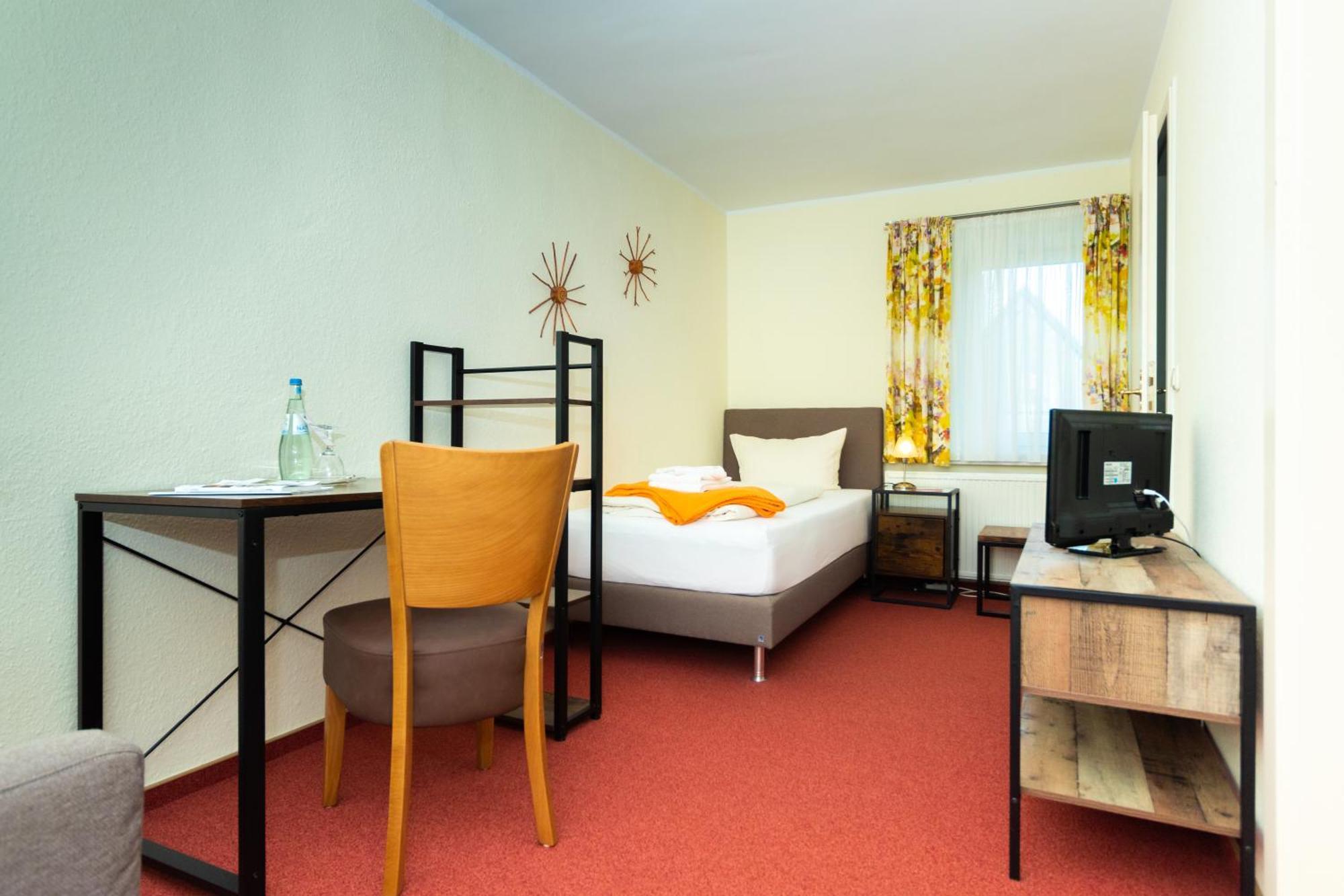 Wanderhotel Sonnebergbaude Waltersdorf  Kültér fotó