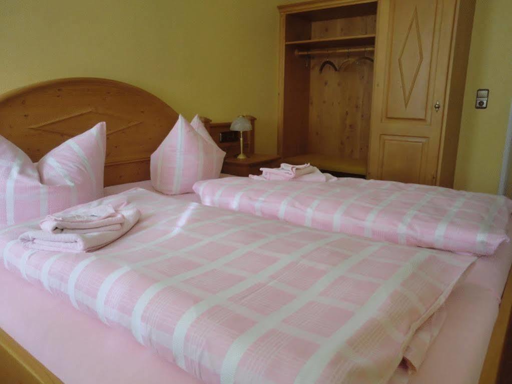 Wanderhotel Sonnebergbaude Waltersdorf  Kültér fotó